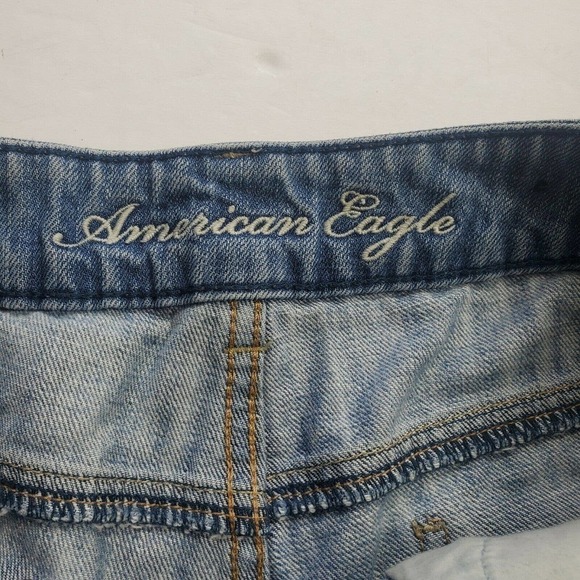 American Eagle Destroyed Denim Jean Shorts Size 6 Distressed - Picture 7 of 12
